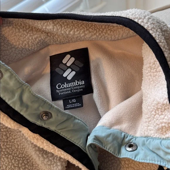 Women's Columbia Helvetia II Cropped 1/4 Snap Fleece Pullover - Picture 4 of 6